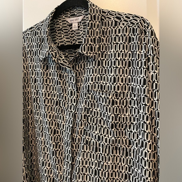 Plus Size Nine West Drapey Button-Down Tunic Shirt Size XL - Picture 5 of 7